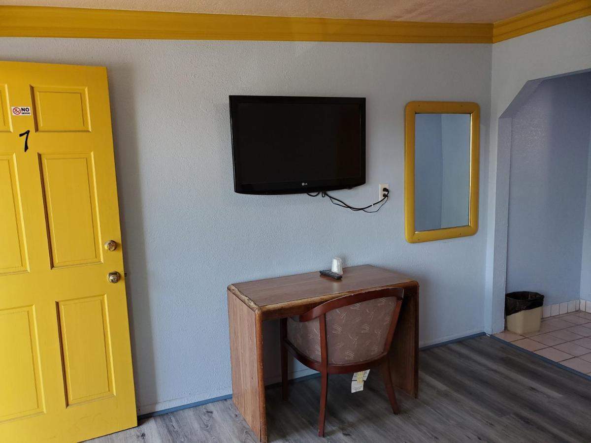 Rose Motel Compton ภายนอก รูปภาพ
