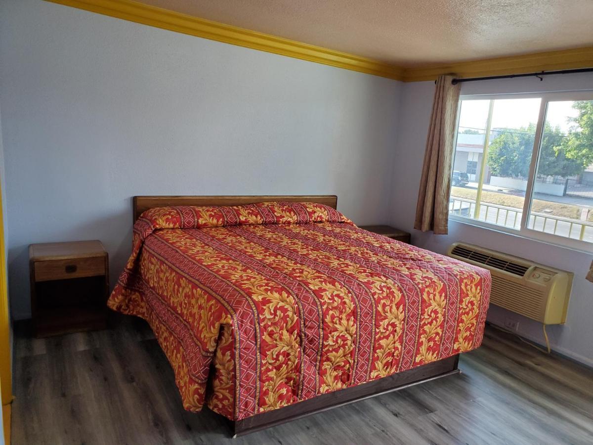 Rose Motel Compton ภายนอก รูปภาพ